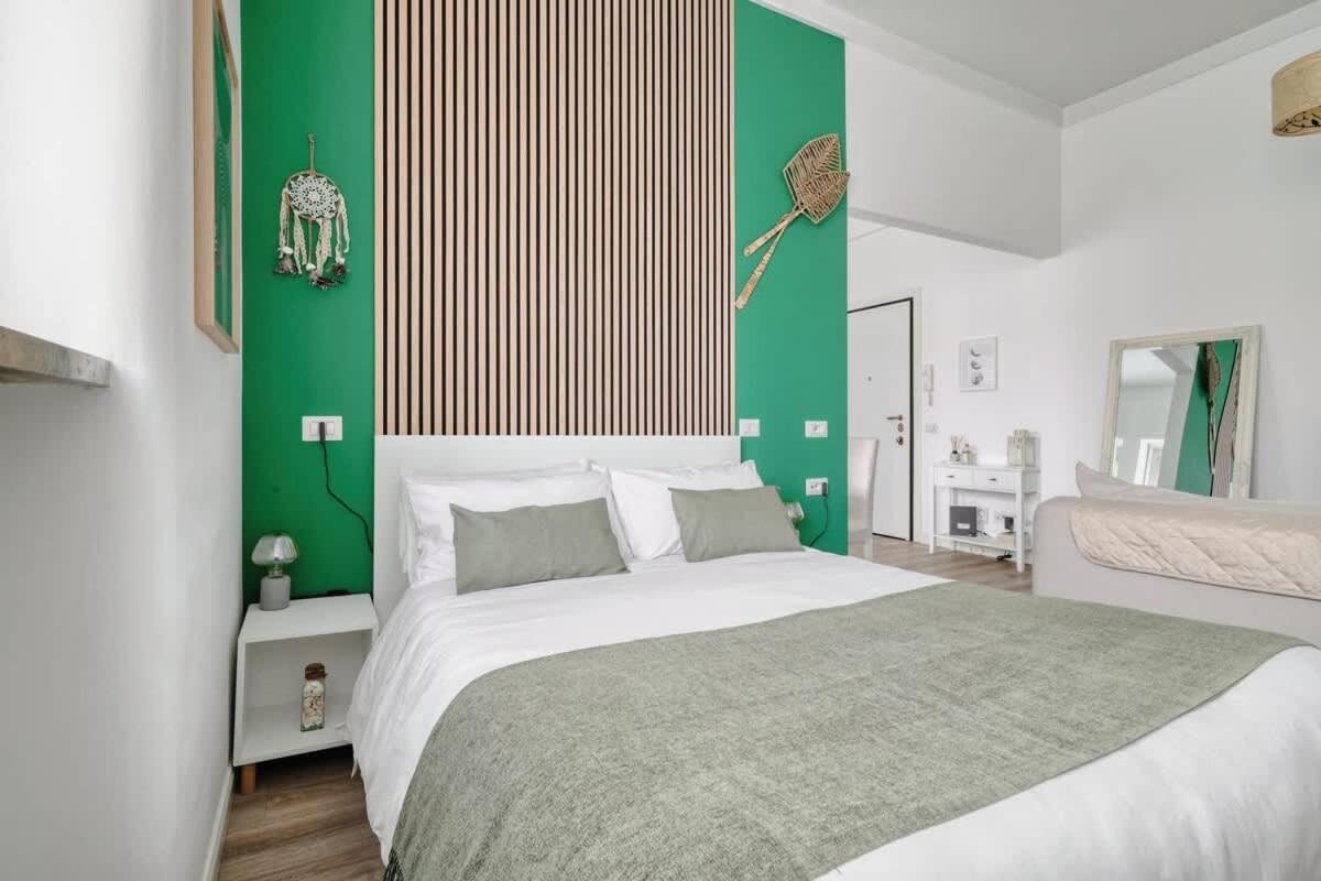Oasis Suite - Subway 50 Meters Just 5 Minutes From Duomo Milaan Buitenkant foto