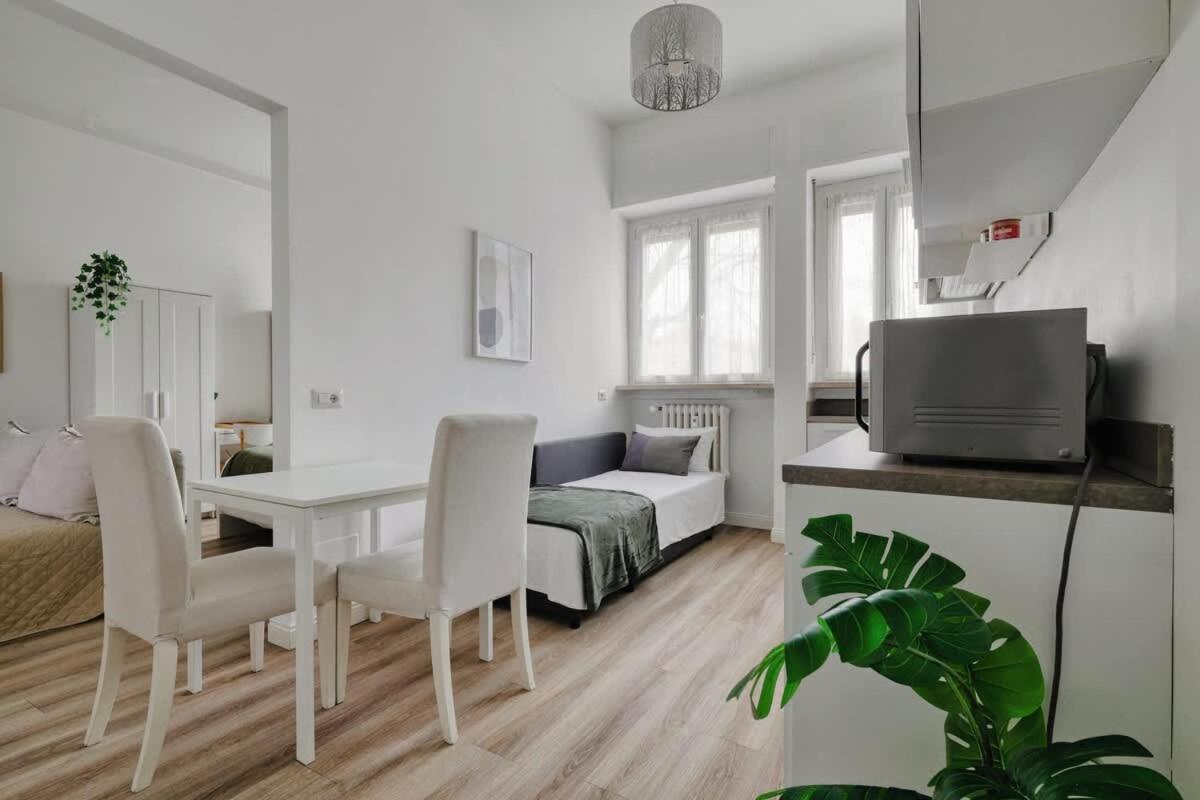 Oasis Suite - Subway 50 Meters Just 5 Minutes From Duomo Milaan Buitenkant foto